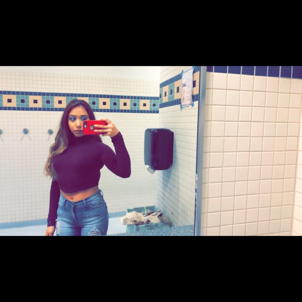 Meet your Posher, Gabby